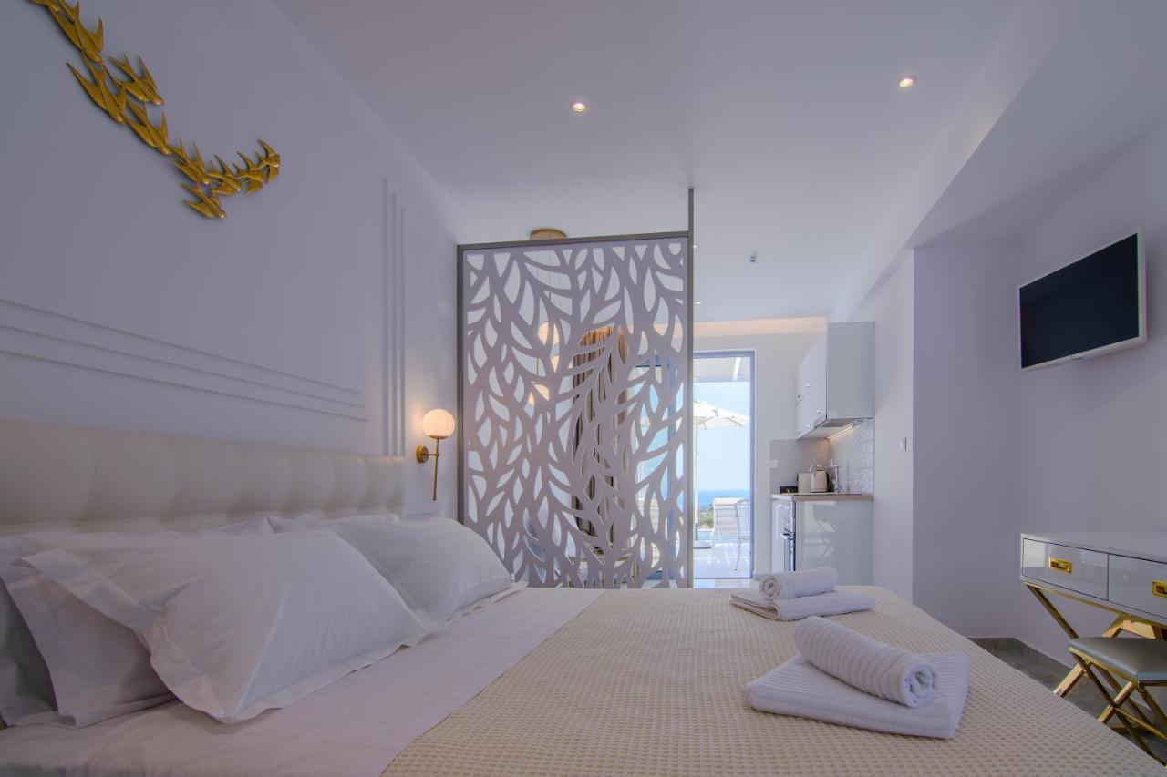 Dionisos Suites Lixúri Kültér fotó