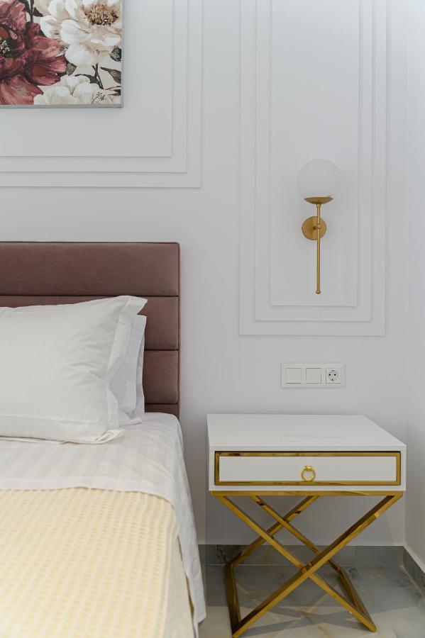 Dionisos Suites Lixúri Kültér fotó