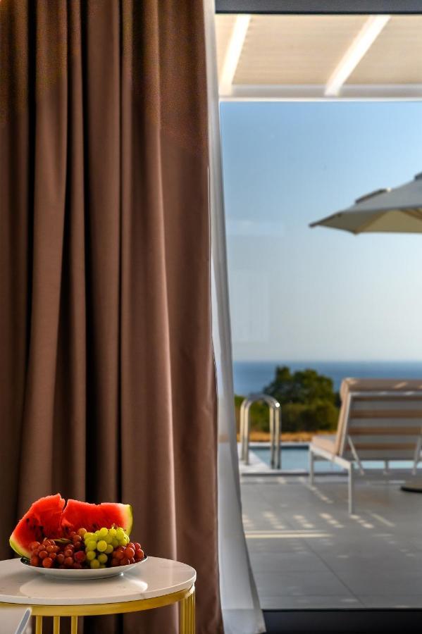 Dionisos Suites Lixúri Kültér fotó