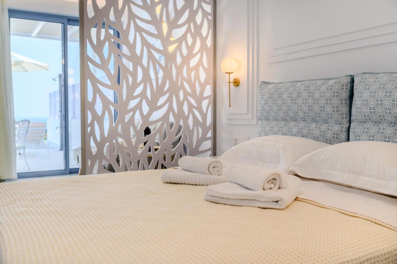 Dionisos Suites Lixúri Kültér fotó