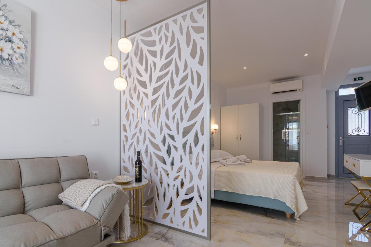 Dionisos Suites Lixúri Kültér fotó