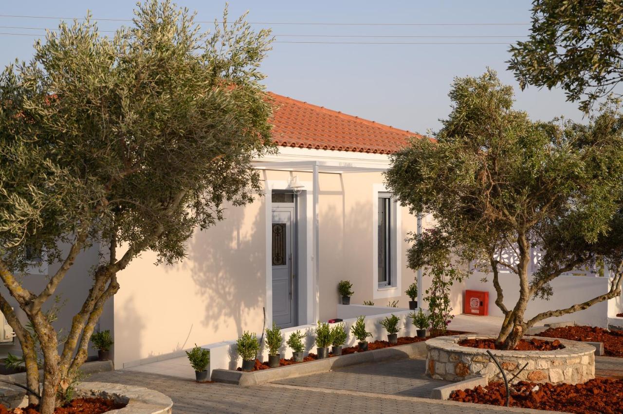 Dionisos Suites Lixúri Kültér fotó