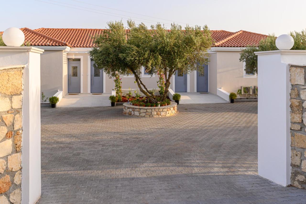 Dionisos Suites Lixúri Kültér fotó