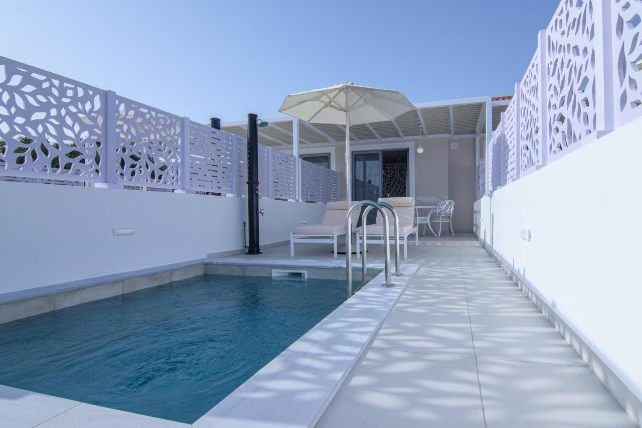 Dionisos Suites Lixúri Kültér fotó